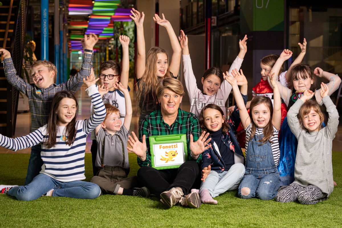 clare balding and kids fonetti